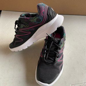 Fila Sneakers, Size 8.5